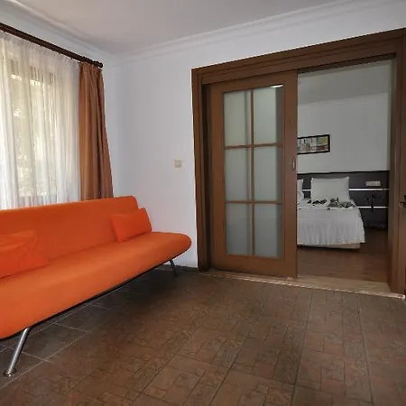 Longhouse 2* Dalyan