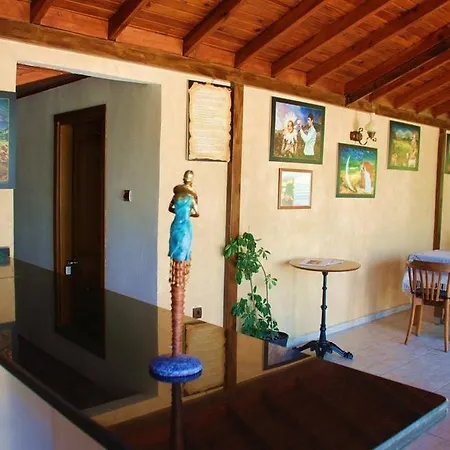 Otel Longhouse