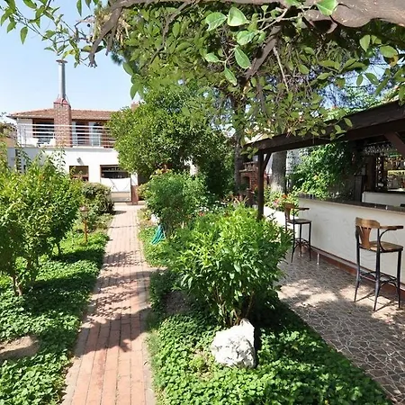 Otel Longhouse Dalyan