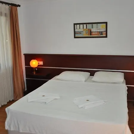 Otel Longhouse